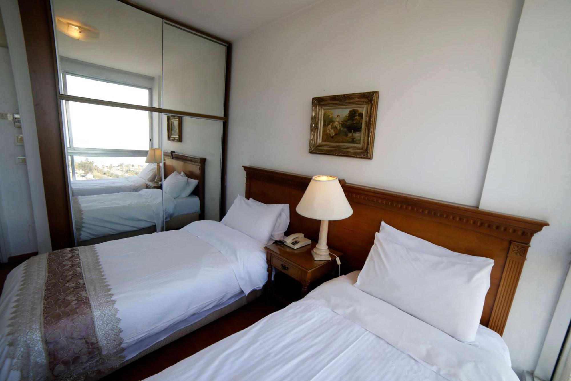 Holiday Home Suites Beirut Esterno foto