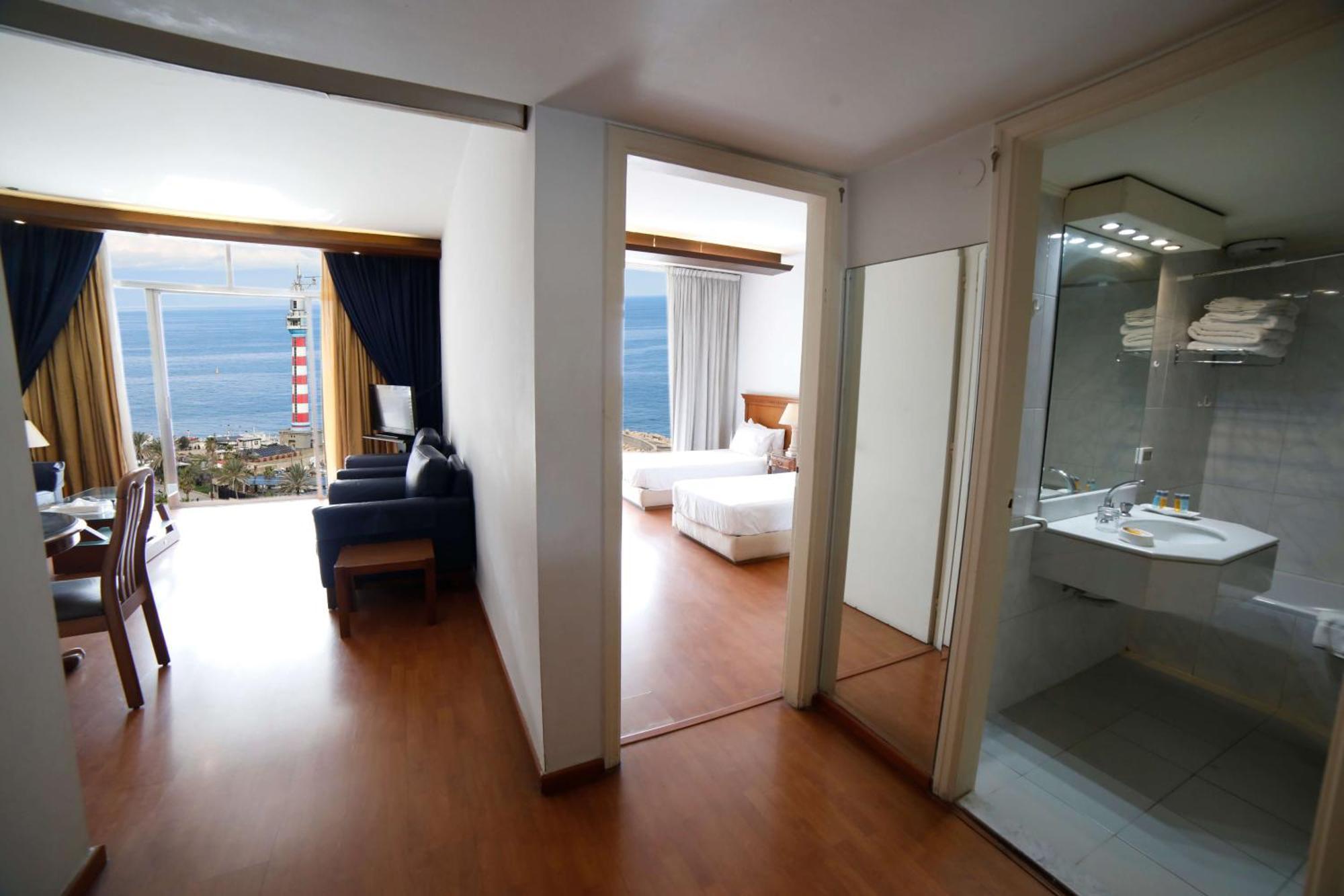 Holiday Home Suites Beirut Esterno foto